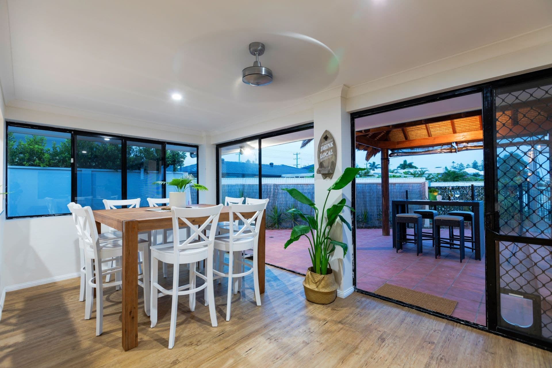 42 Rio Vista Boulevard, Broadbeach Waters - Thumbnail 8