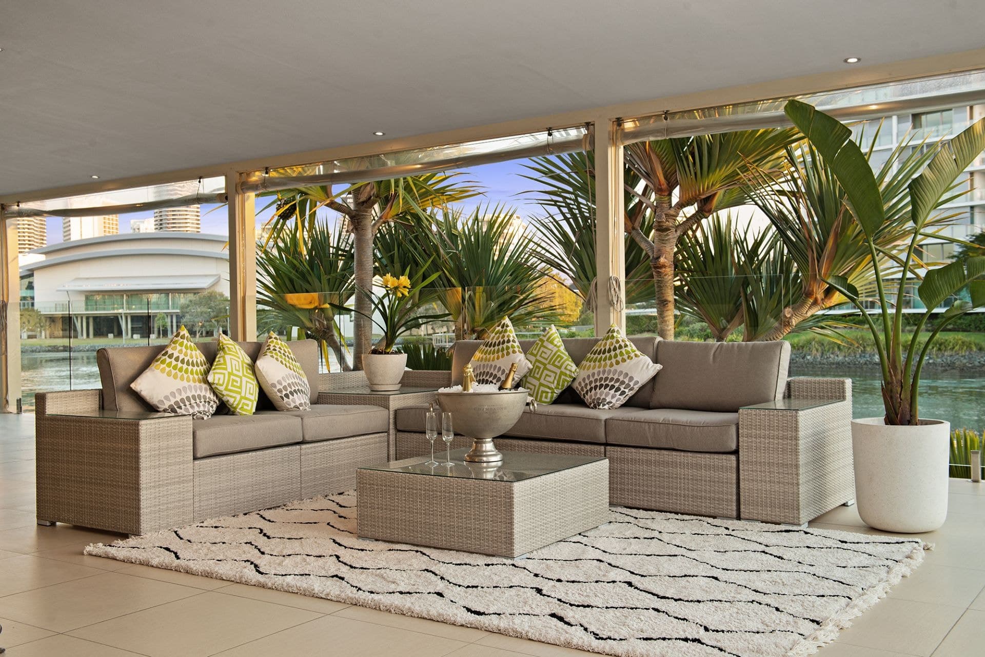 139 Allambi Avenue, Broadbeach Waters - Thumbnail 5