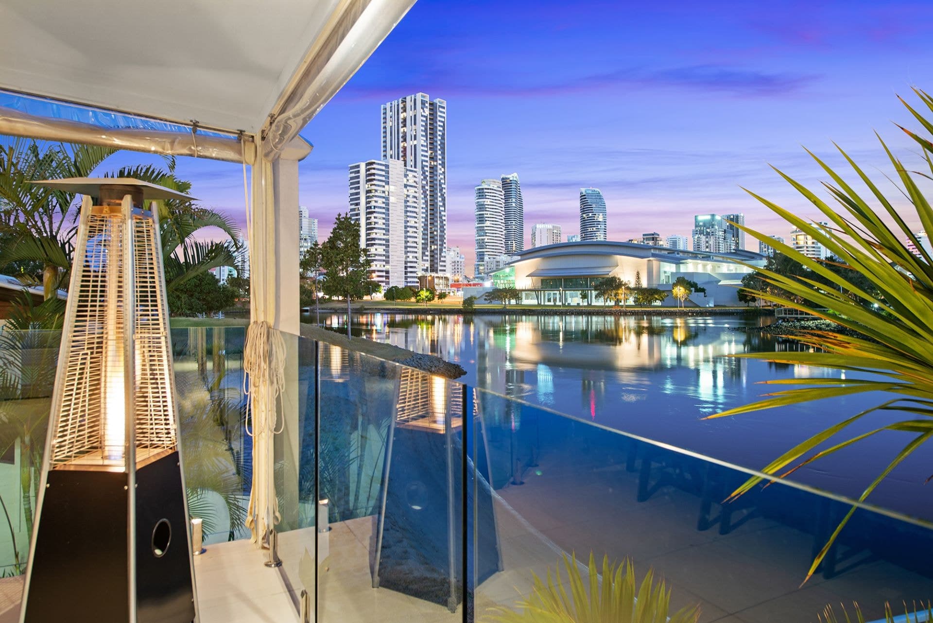 139 Allambi Avenue, Broadbeach Waters - Thumbnail 7