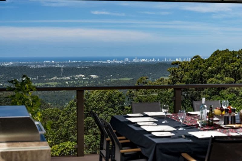 32 Carey Parade, Tamborine Mountain - Thumbnail 5