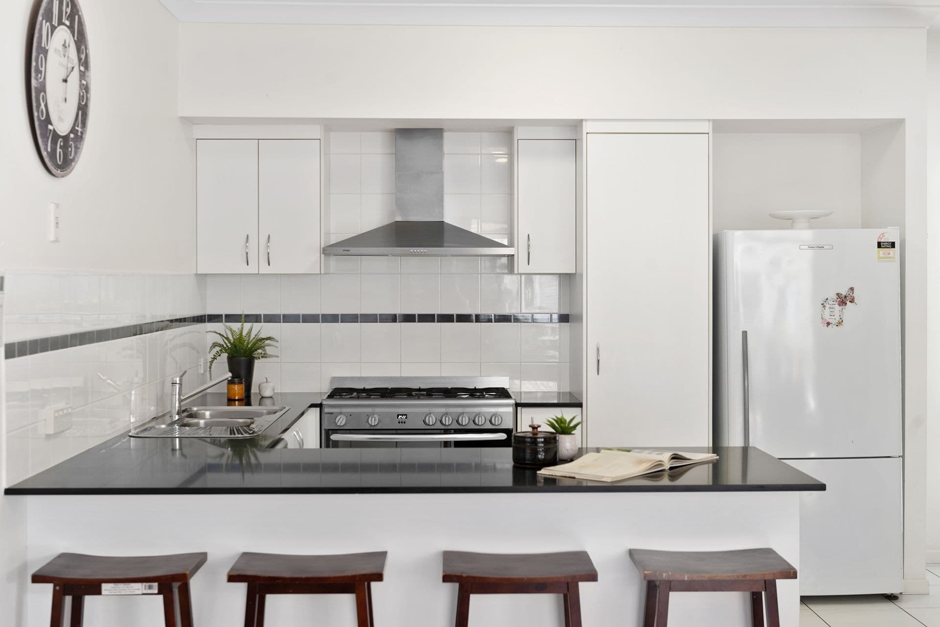 86 Aldgate Crescent, Pacific Pines - Thumbnail 4