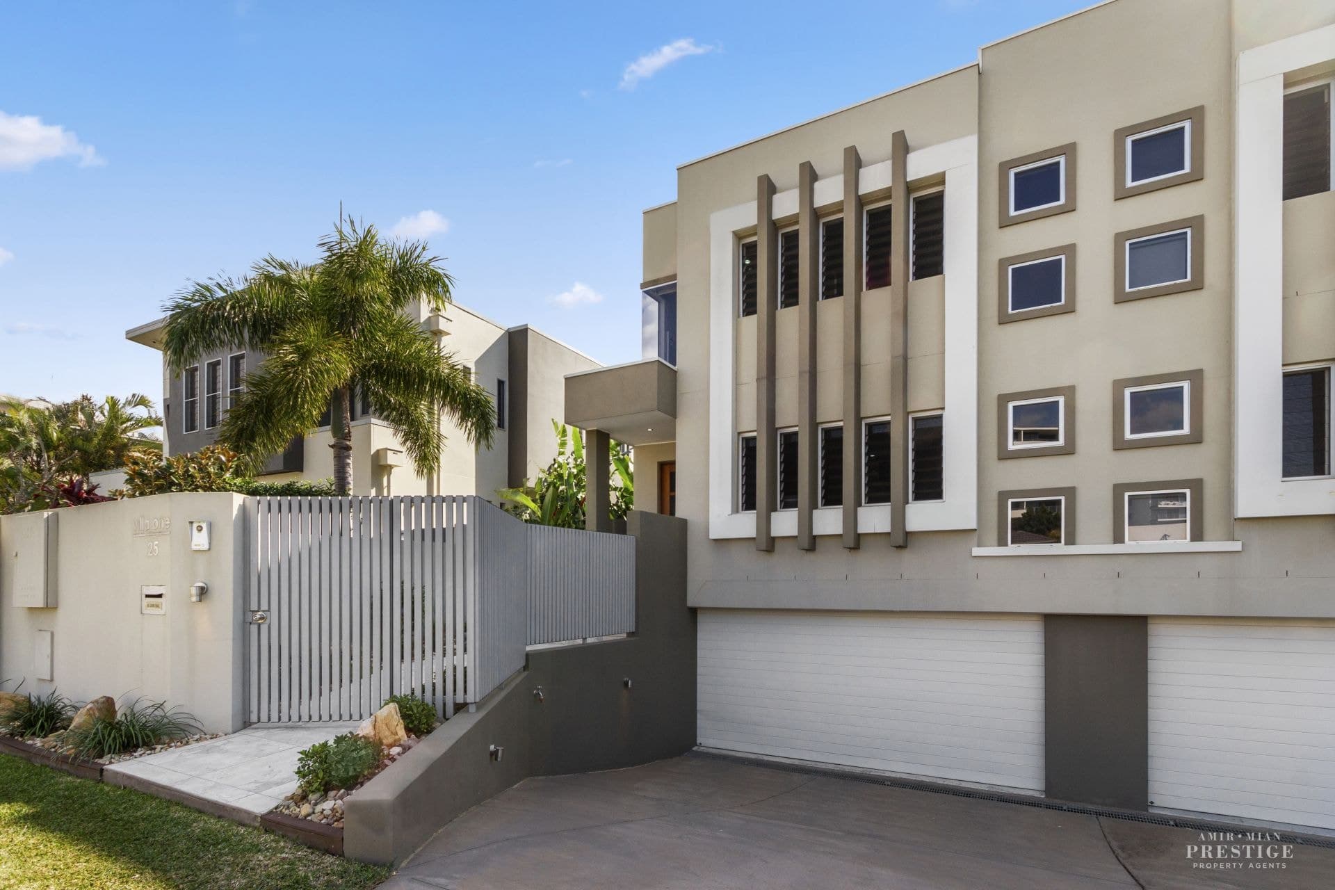 1/25 South Quay Drive, Biggera Waters - Thumbnail 7