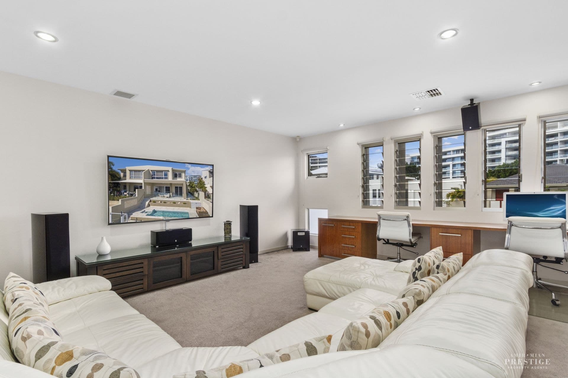 1/25 South Quay Drive, Biggera Waters - Thumbnail 8