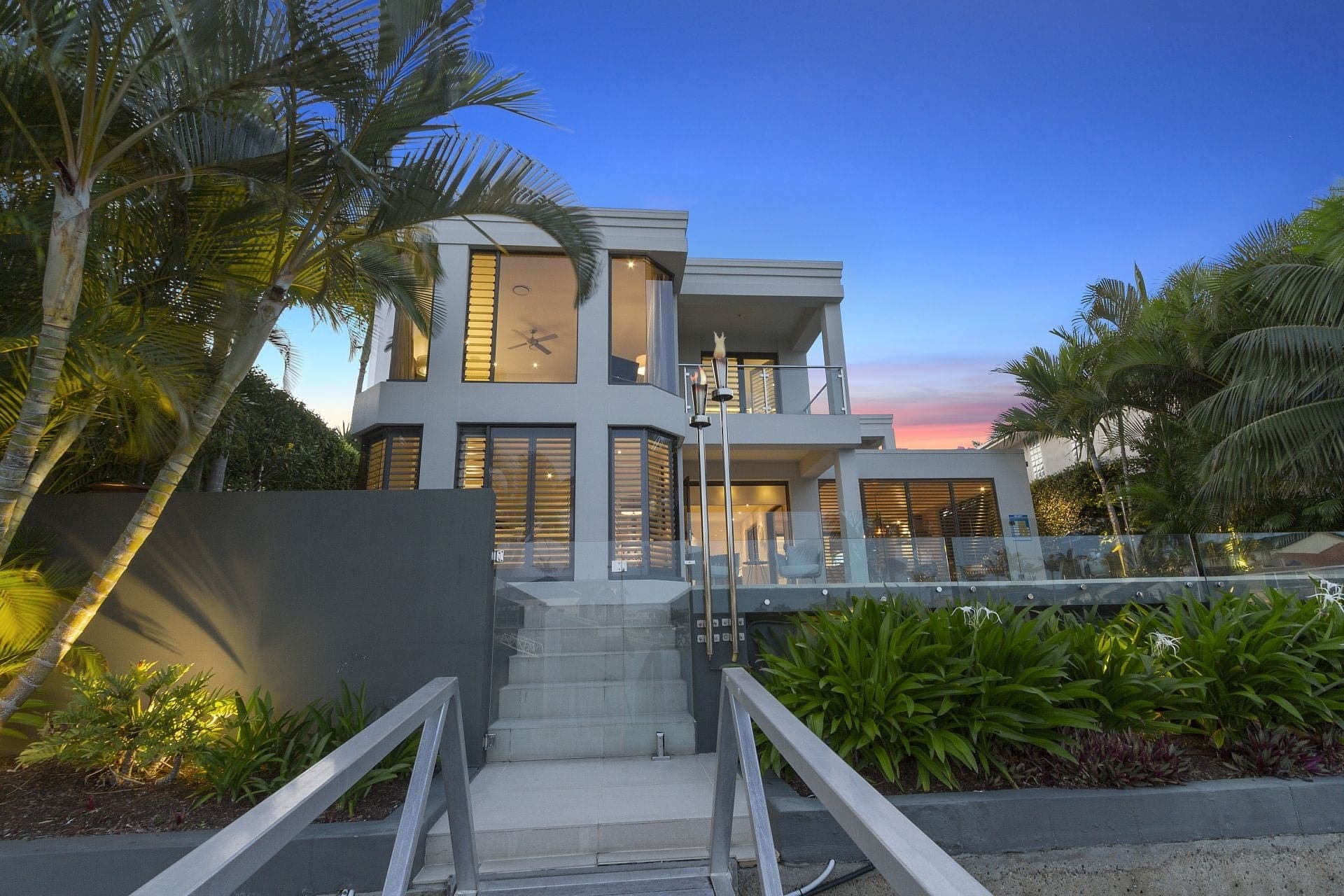 97 Sundance Way, Runaway Bay - Thumbnail 7