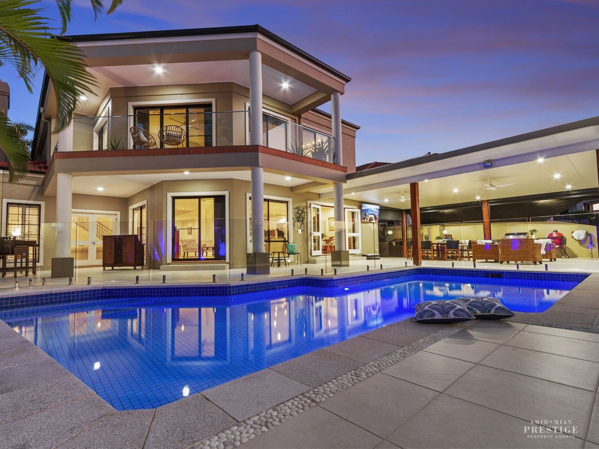 1120 Beechwood Drive, Hope Island - Thumbnail 3