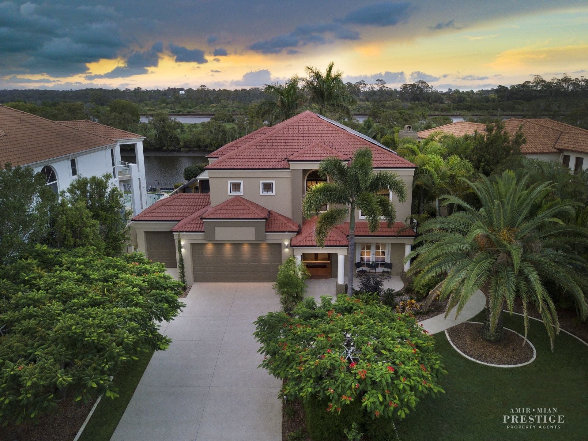 1120 Beechwood Drive, Hope Island - Thumbnail 7