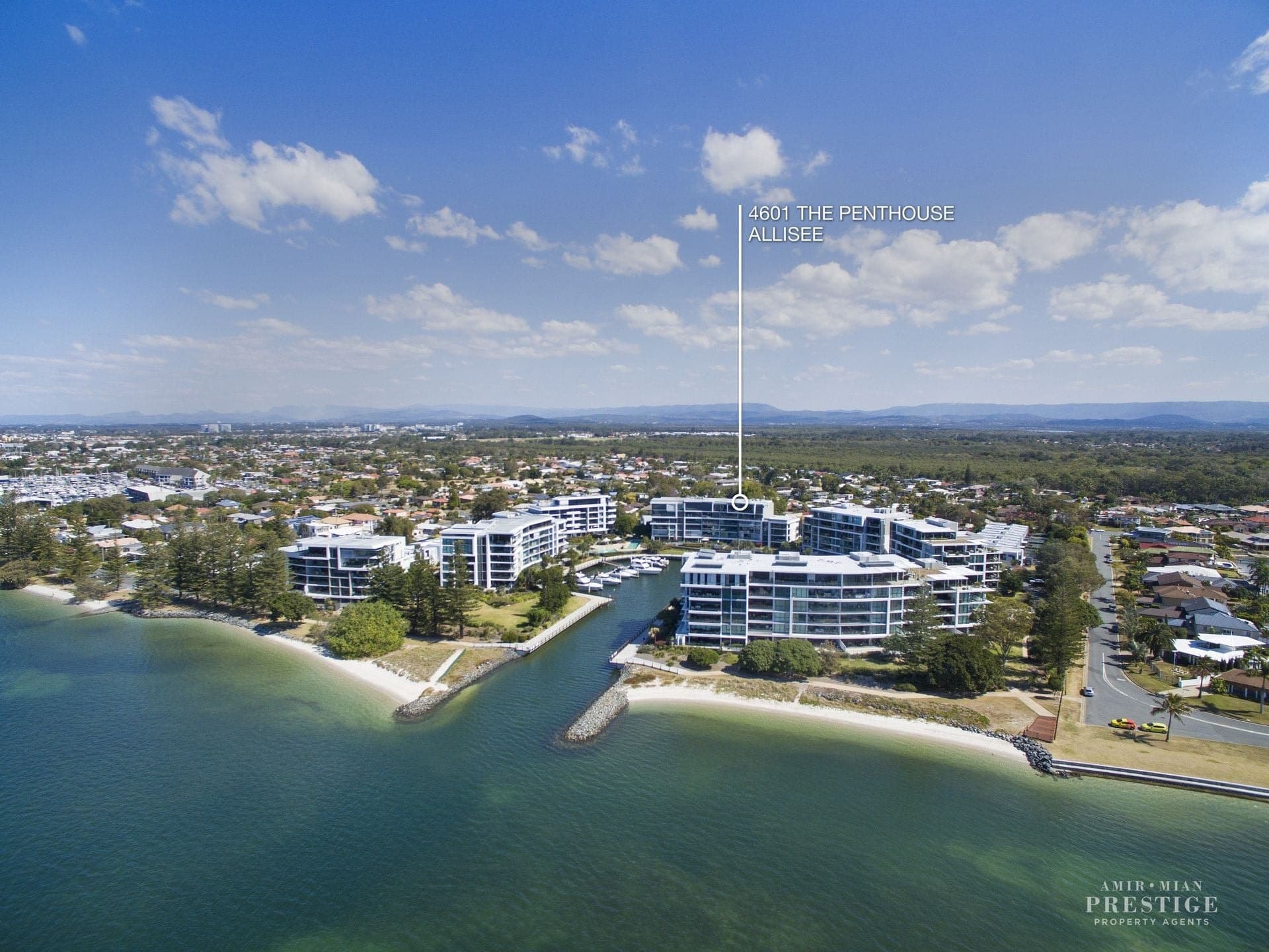 4601/323 Bayview Street, Hollywell - Thumbnail 2