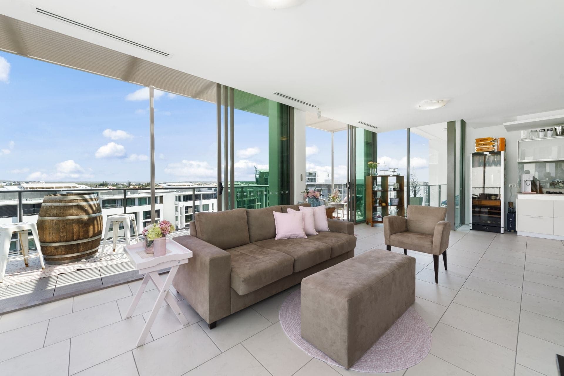 29802/2 Ephraim Island, Paradise Point - Thumbnail 4