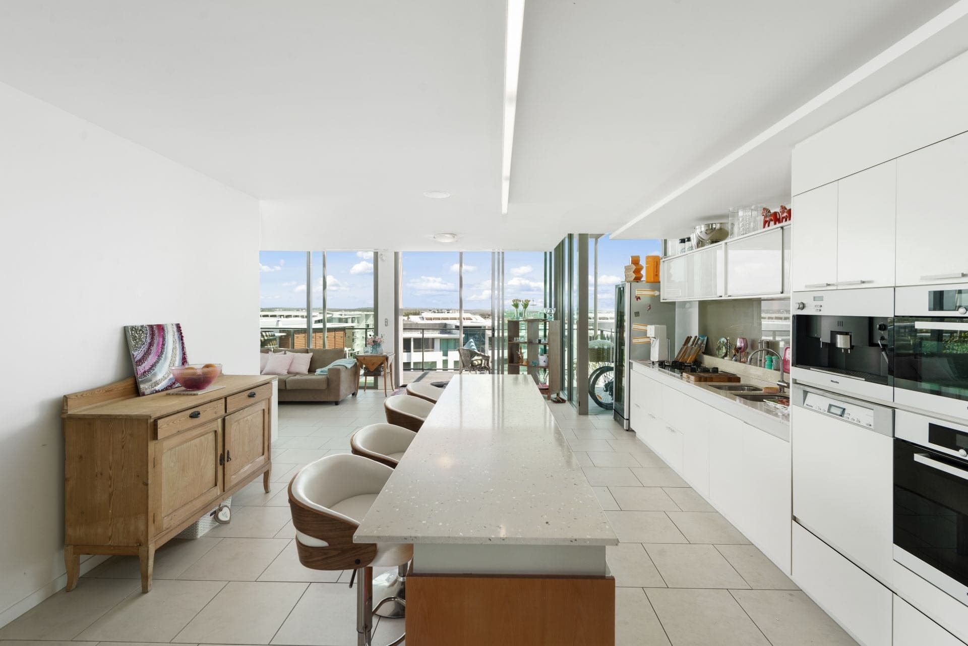 29802/2 Ephraim Island, Paradise Point - Thumbnail 7