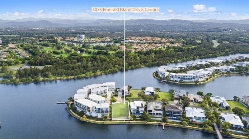 5073 Emerald Island Drive, Carrara - Thumbnail 2