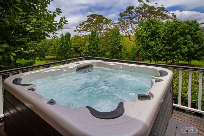 38-42 Yuulong Road, Tamborine Mountain - Image 1