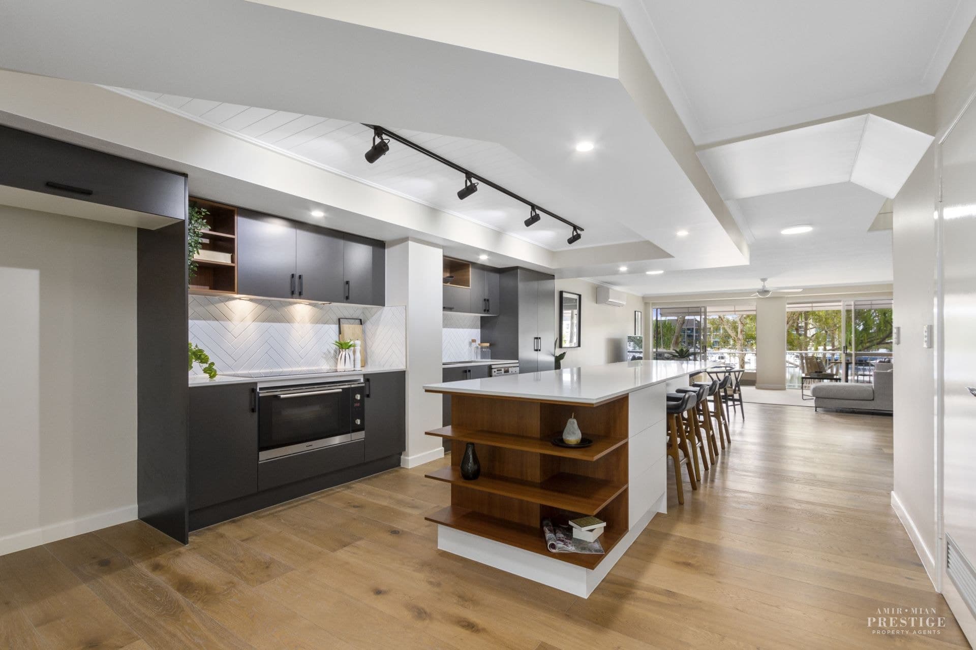26/3 Marina Crescent, Hollywell - Thumbnail 3