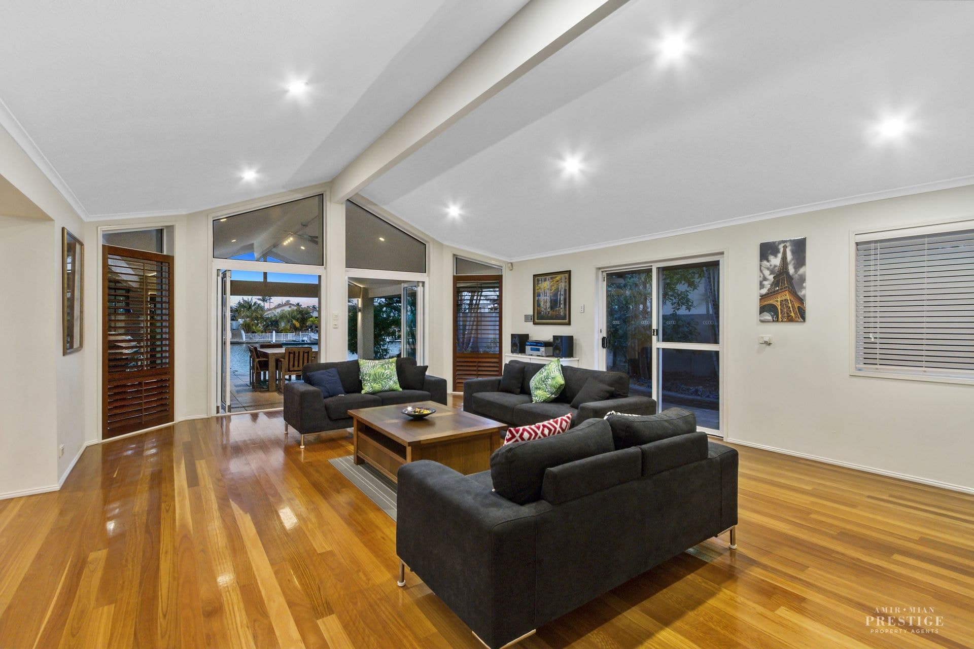 135 PEBBLE BEACH Drive, Runaway Bay - Thumbnail 7