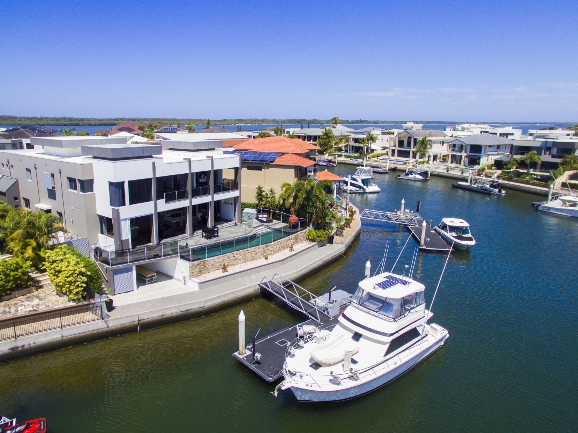 9 Kensington Mews, Sovereign Islands - Thumbnail 2