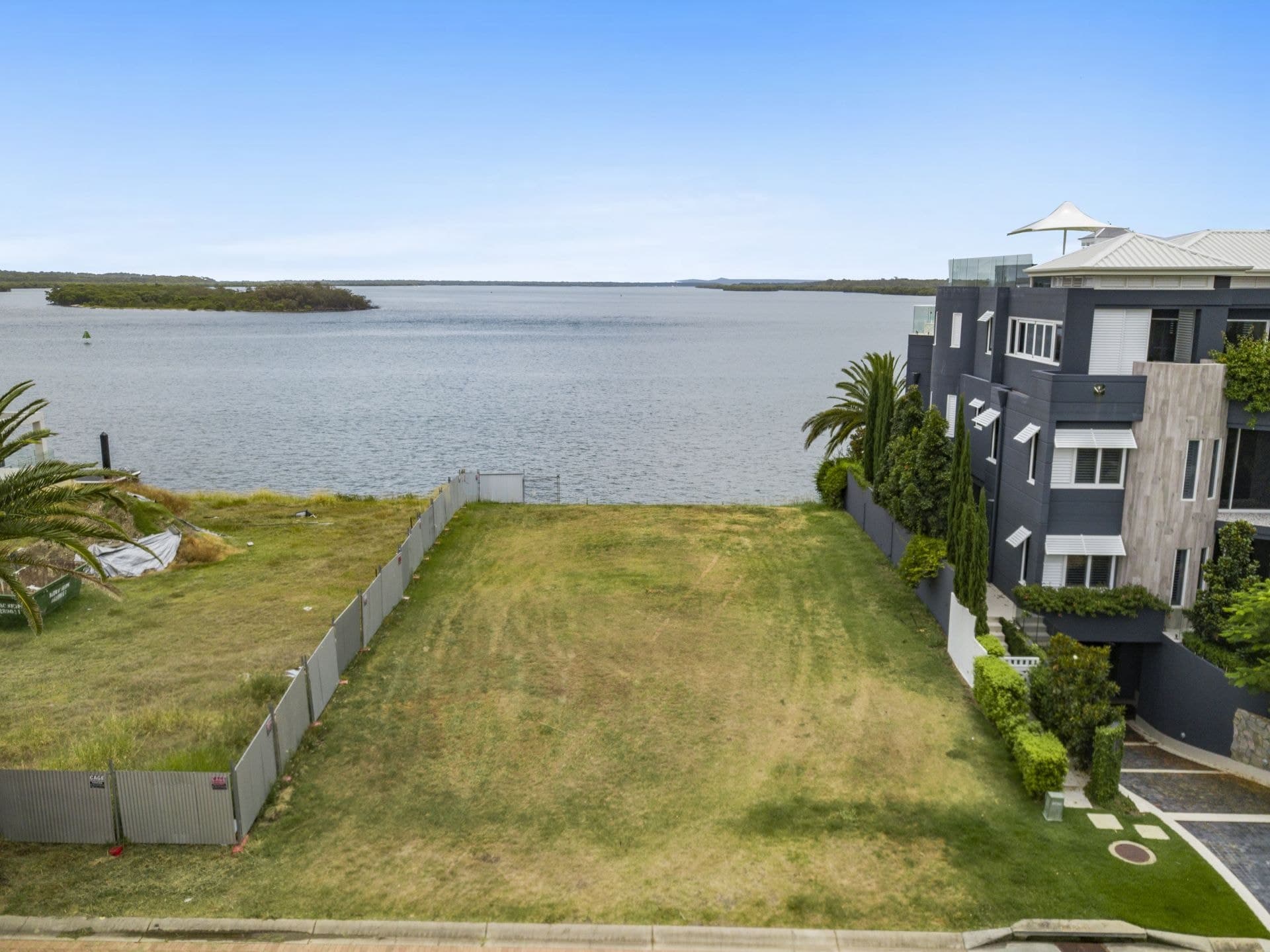 16 Knightsbridge Parade East, Sovereign Islands - Thumbnail 5