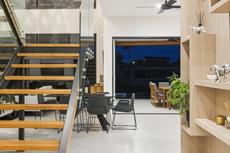 7 Conifer Crescent, Broadbeach Waters - Thumbnail 7
