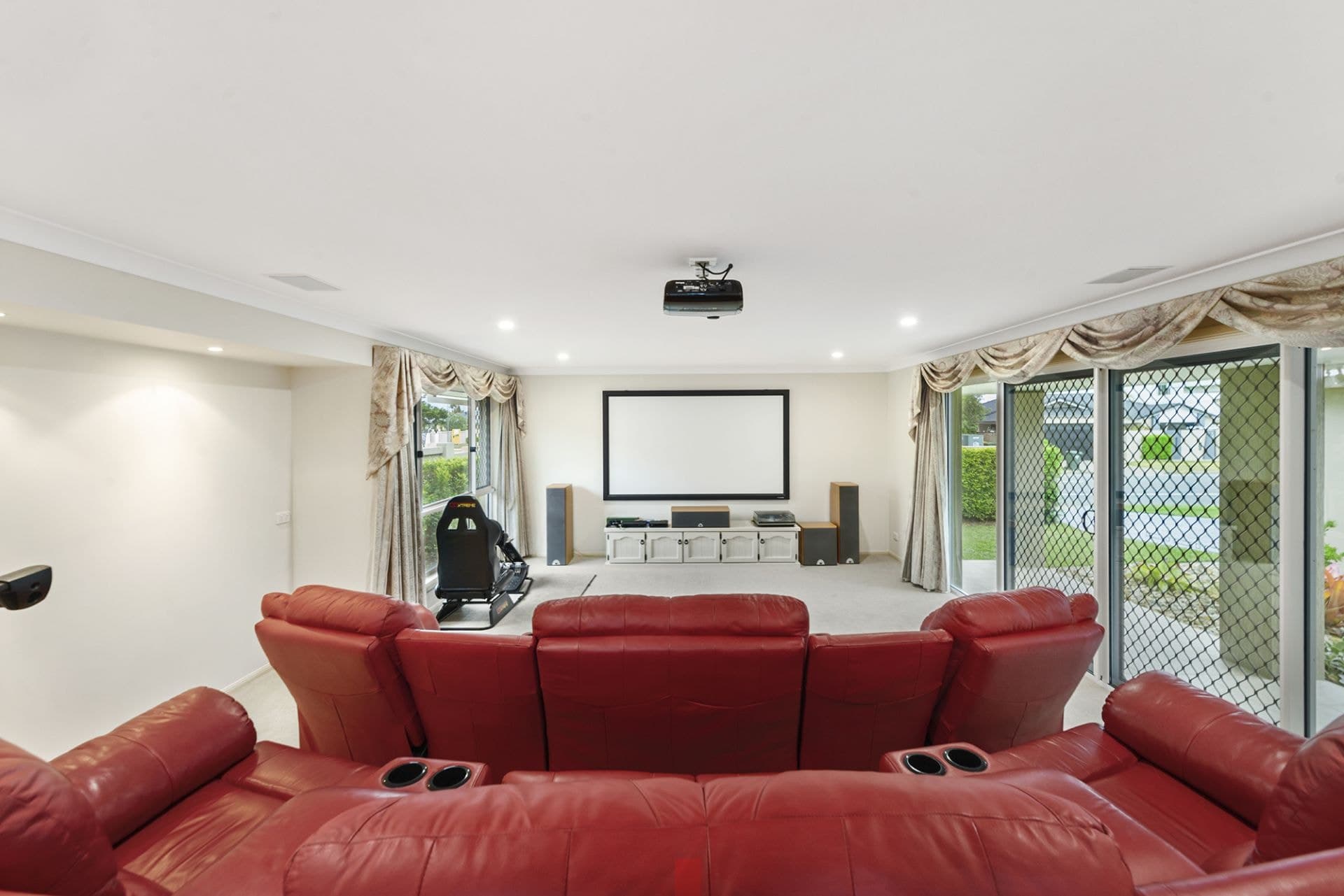 15 Edinburgh Road, Benowa Waters - Thumbnail 6