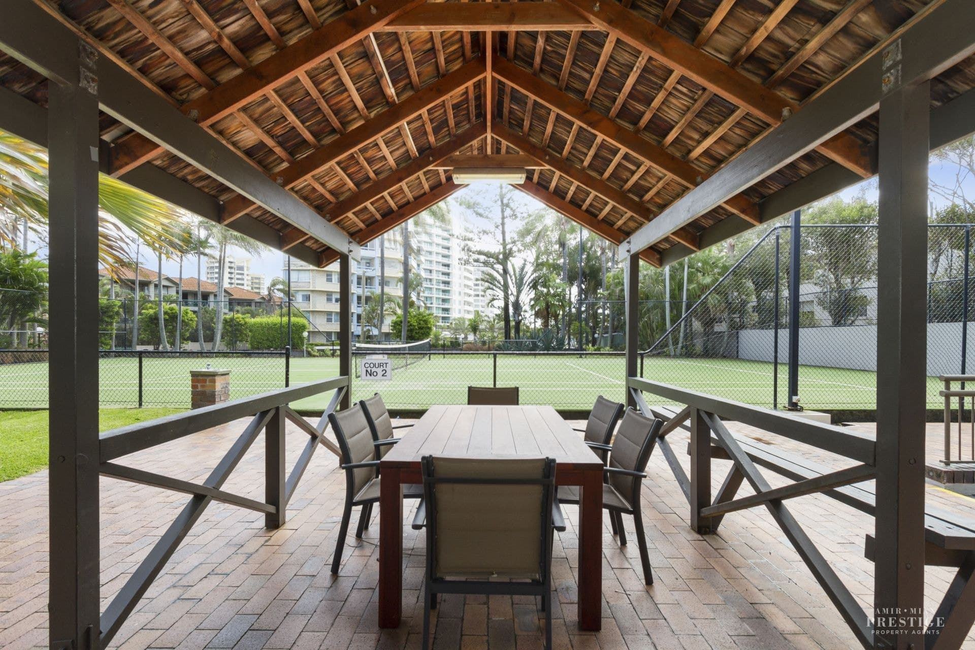 18D/4 Old Burleigh Road, Surfers Paradise - Image 1