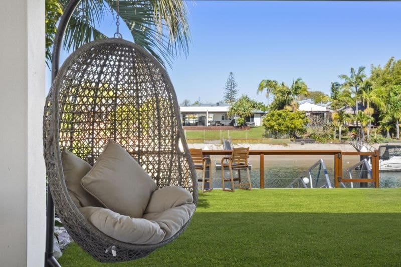 30 Verdichio Avenue, Mermaid Waters - Thumbnail 3