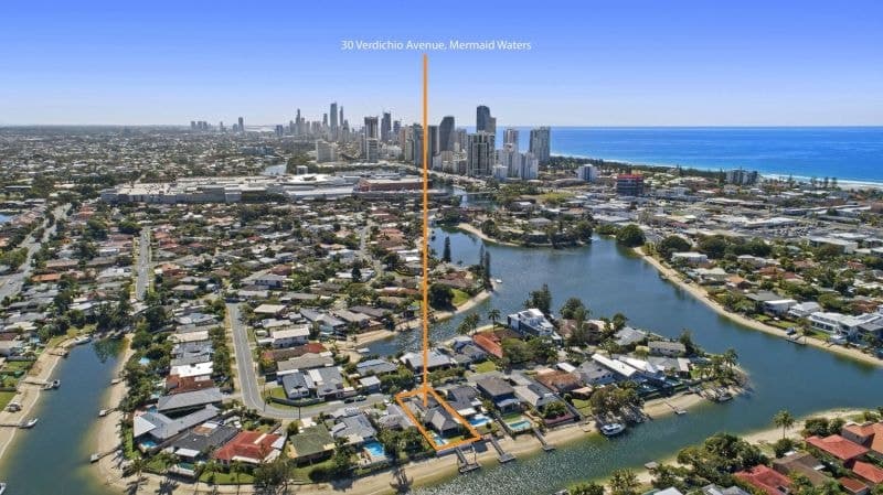 30 Verdichio Avenue, Mermaid Waters - Thumbnail 6