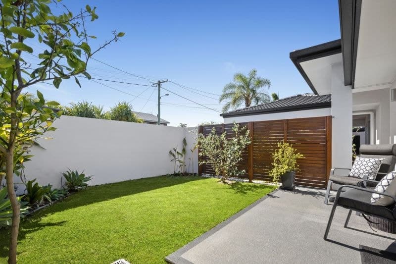 30 Verdichio Avenue, Mermaid Waters - Thumbnail 7