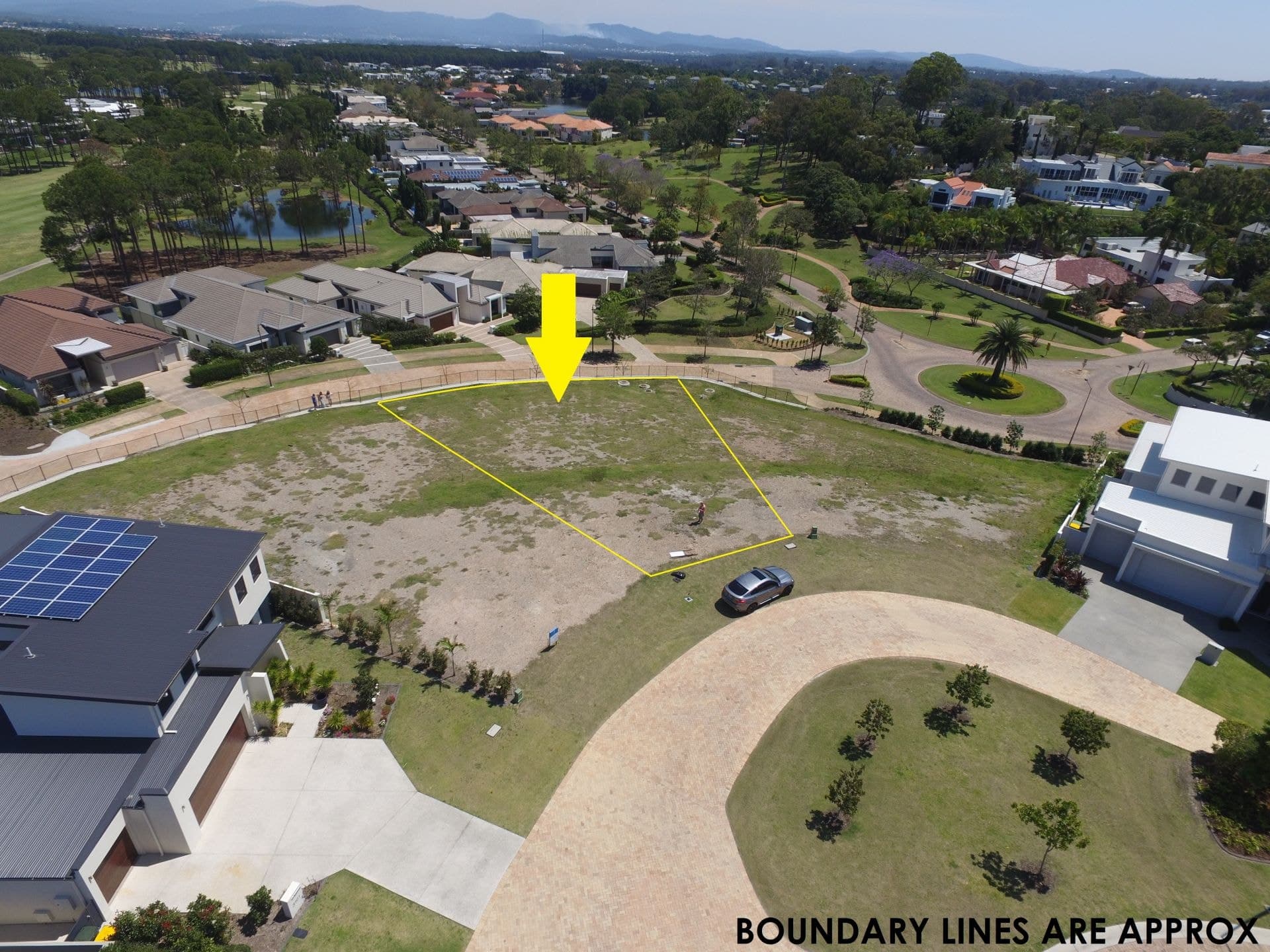 3103 Forest Hills Drive, Sanctuary Cove - Thumbnail 2