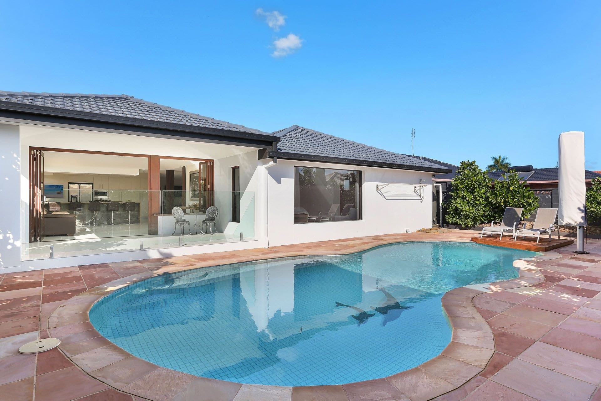 13 Jaguar Drive, Bundall - Thumbnail 3