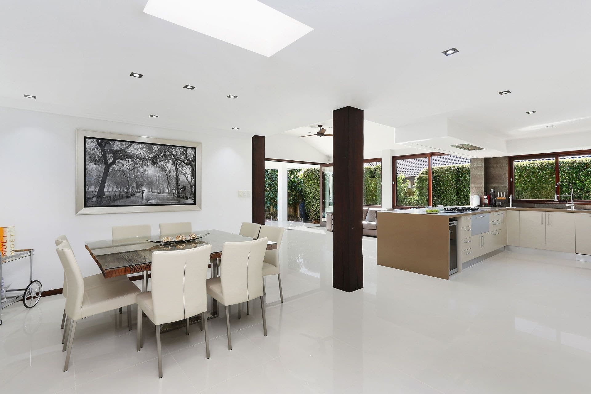 13 Jaguar Drive, Bundall - Thumbnail 6