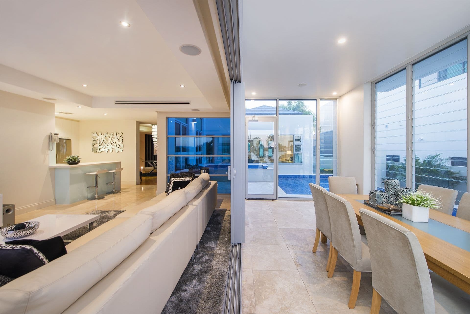 16 Westminster Court, Paradise Point - Thumbnail 7