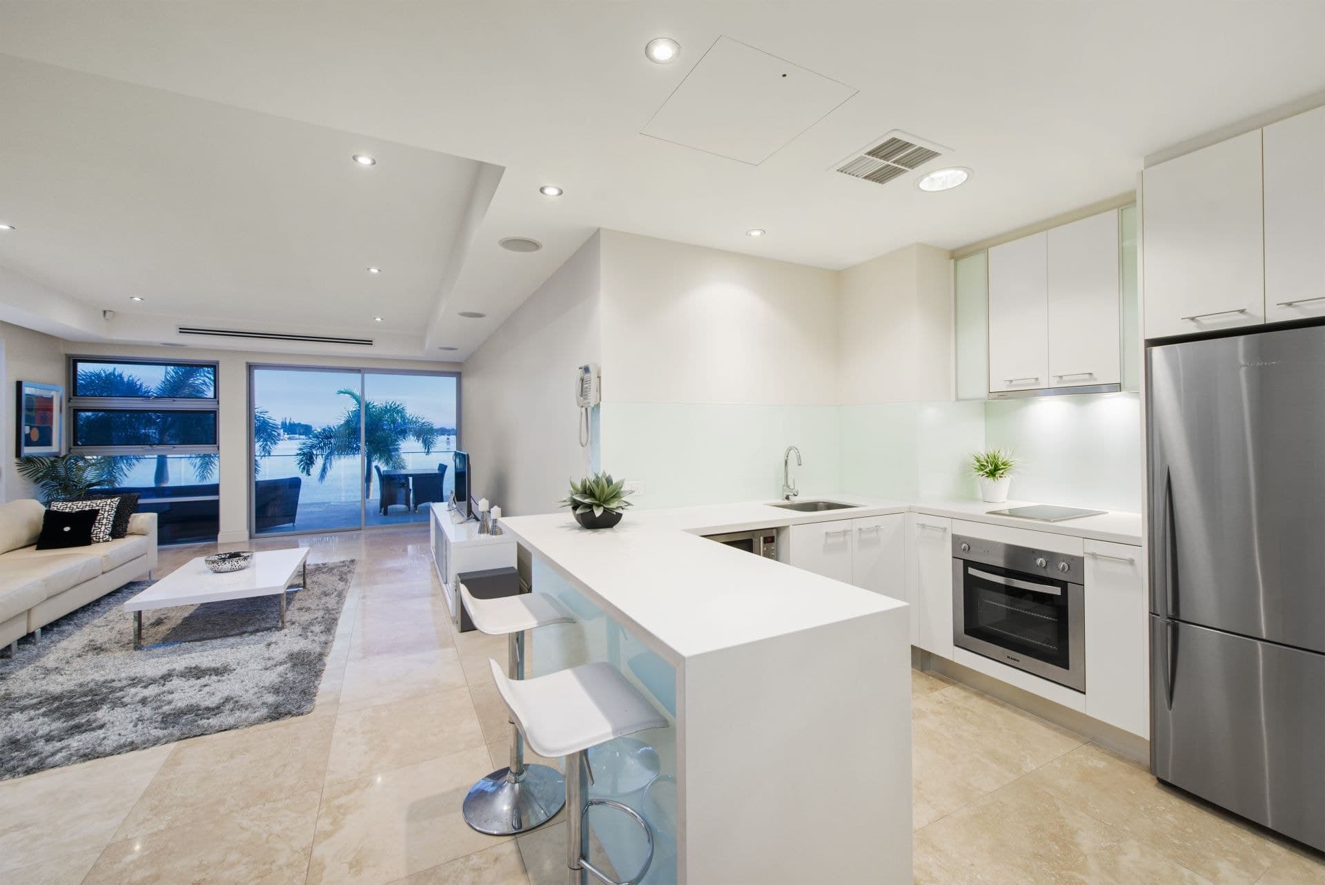 16 Westminster Court, Paradise Point - Thumbnail 8