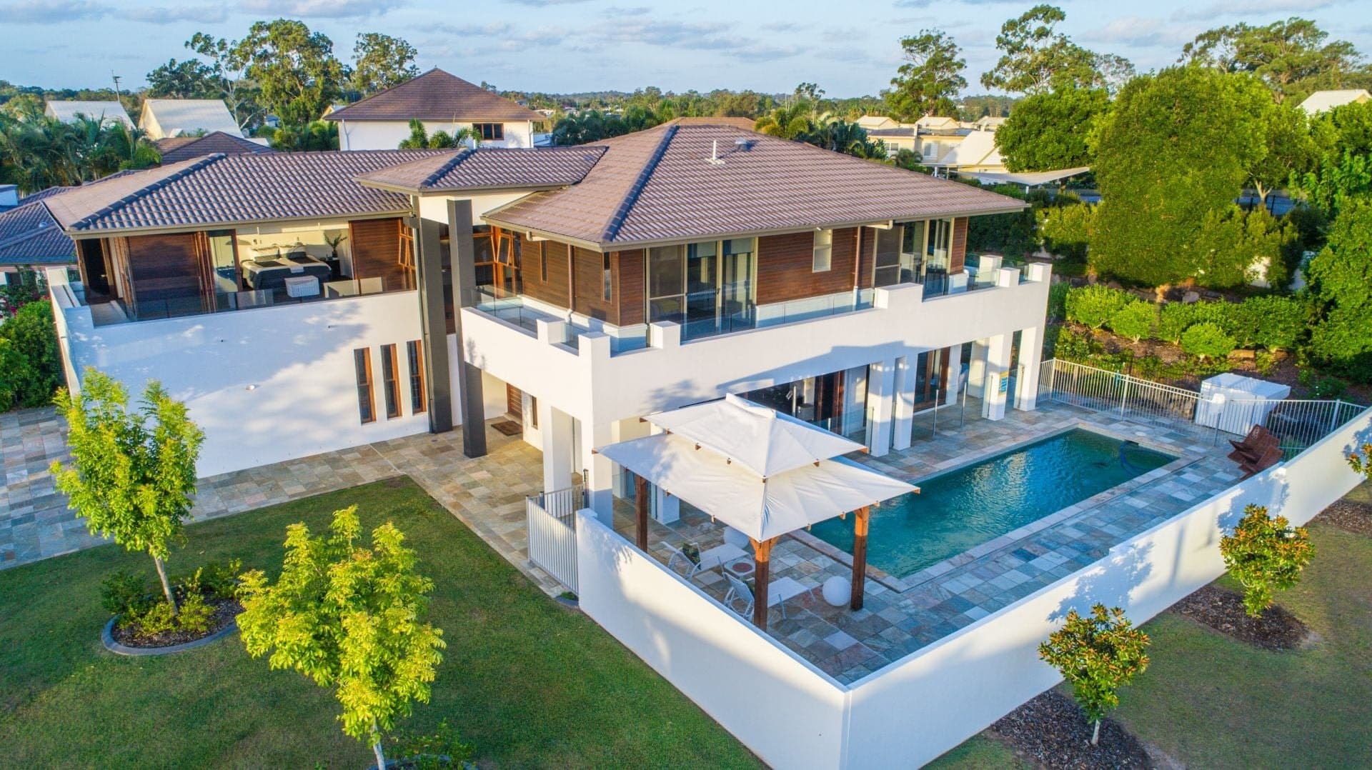 5440 BAY HILL Terrace, Sanctuary Cove - Thumbnail 2