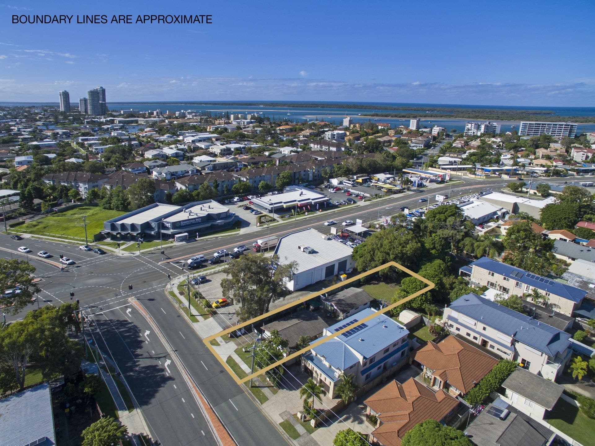4 Government Road, Labrador - Thumbnail 5
