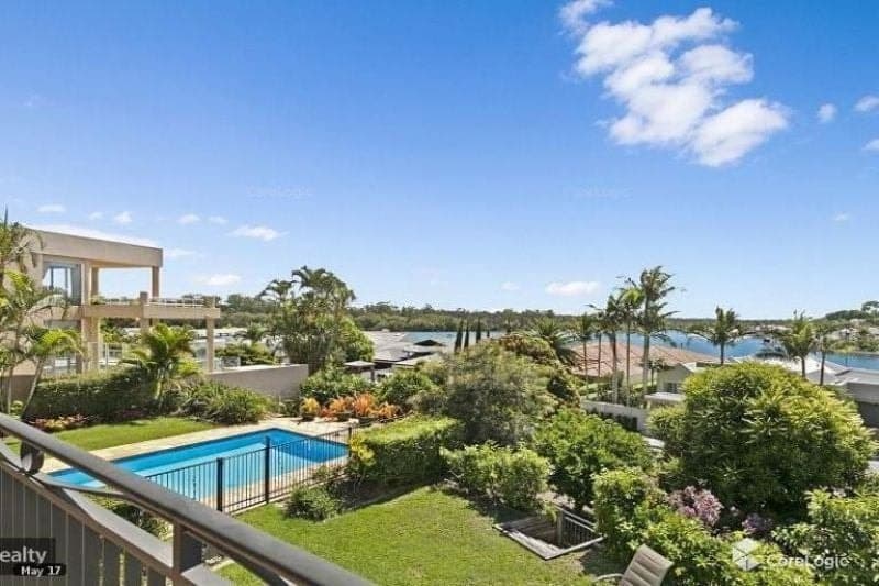 5702 Observation Crescent, Hope Island - Thumbnail 2