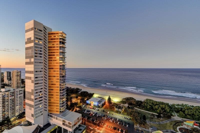 2601/1 Oracle Boulevard, Broadbeach - Thumbnail 3