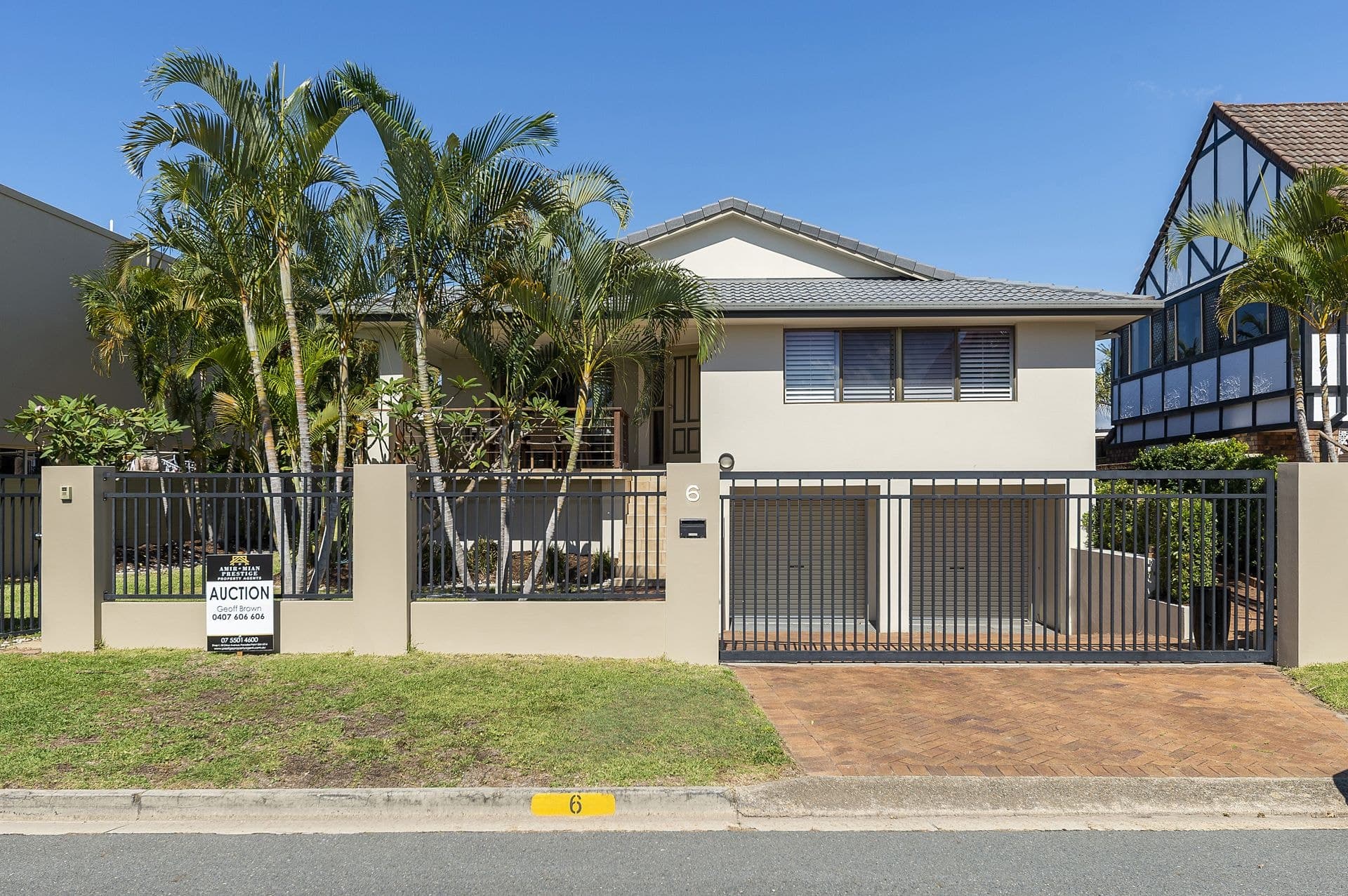 6 Dirk Hartog Place, Hollywell - Image 1