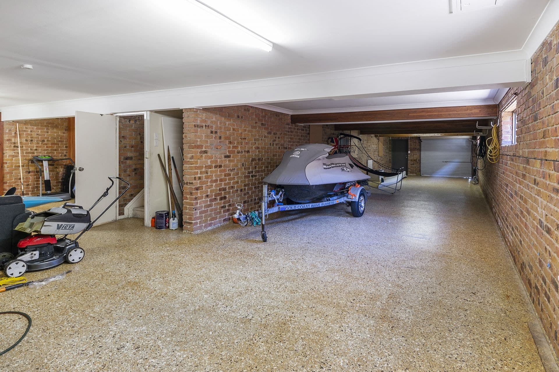 6 Dirk Hartog Place, Hollywell - Thumbnail 7