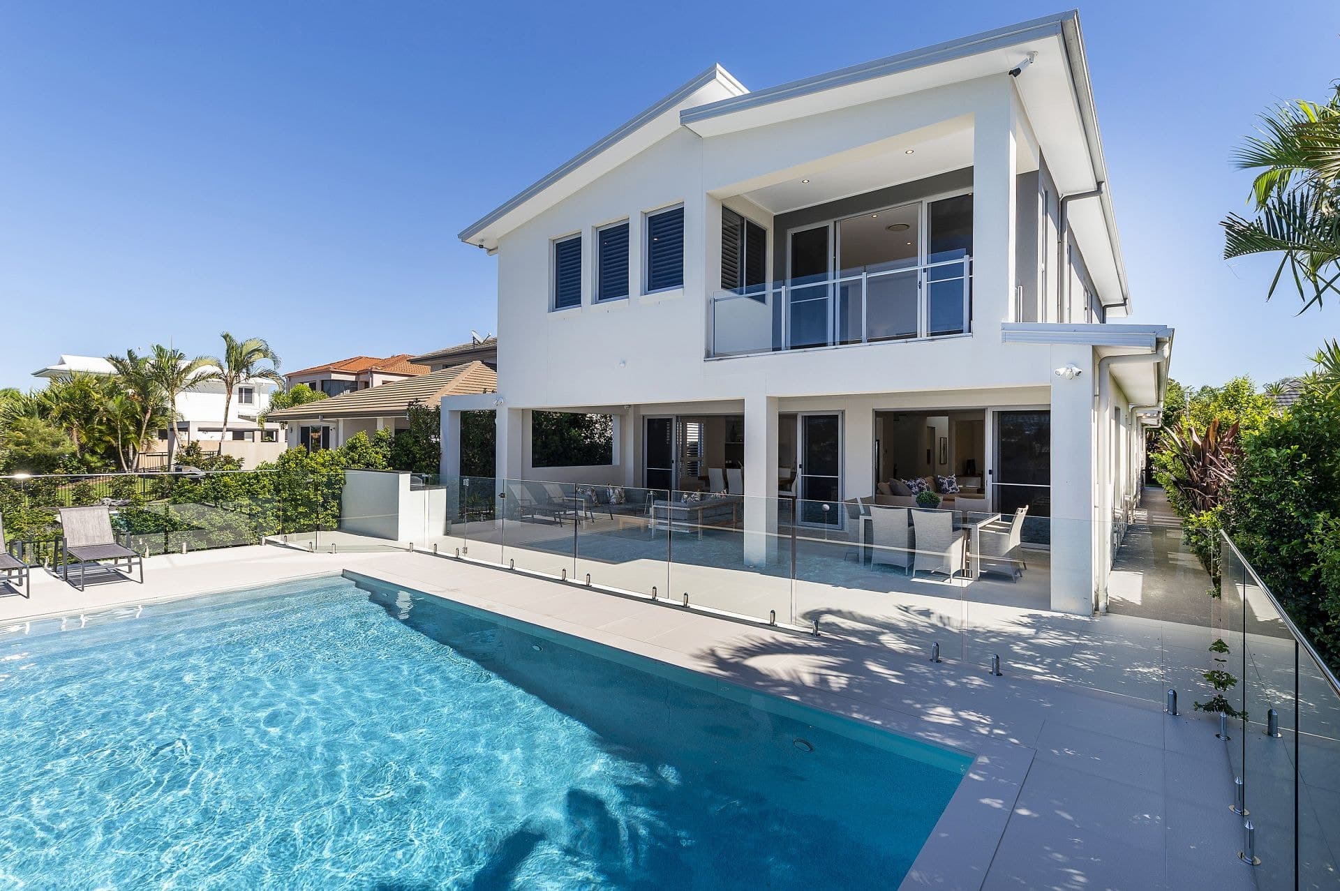 76 The Peninsula, Helensvale - Image 1