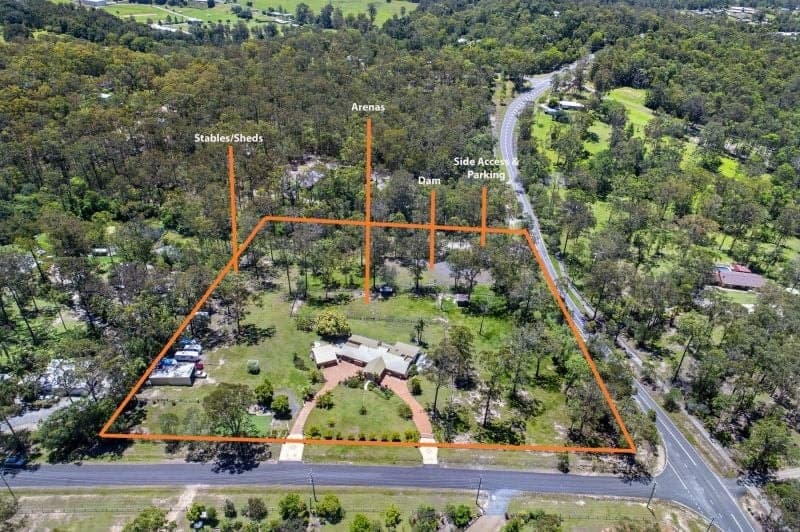 8 Zimmerman Court, Gilston - Thumbnail 2