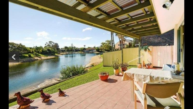 12/8 Dunlop Street, Mermaid Waters - Image 1