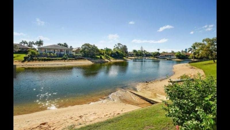 12/8 Dunlop Street, Mermaid Waters - Thumbnail 2