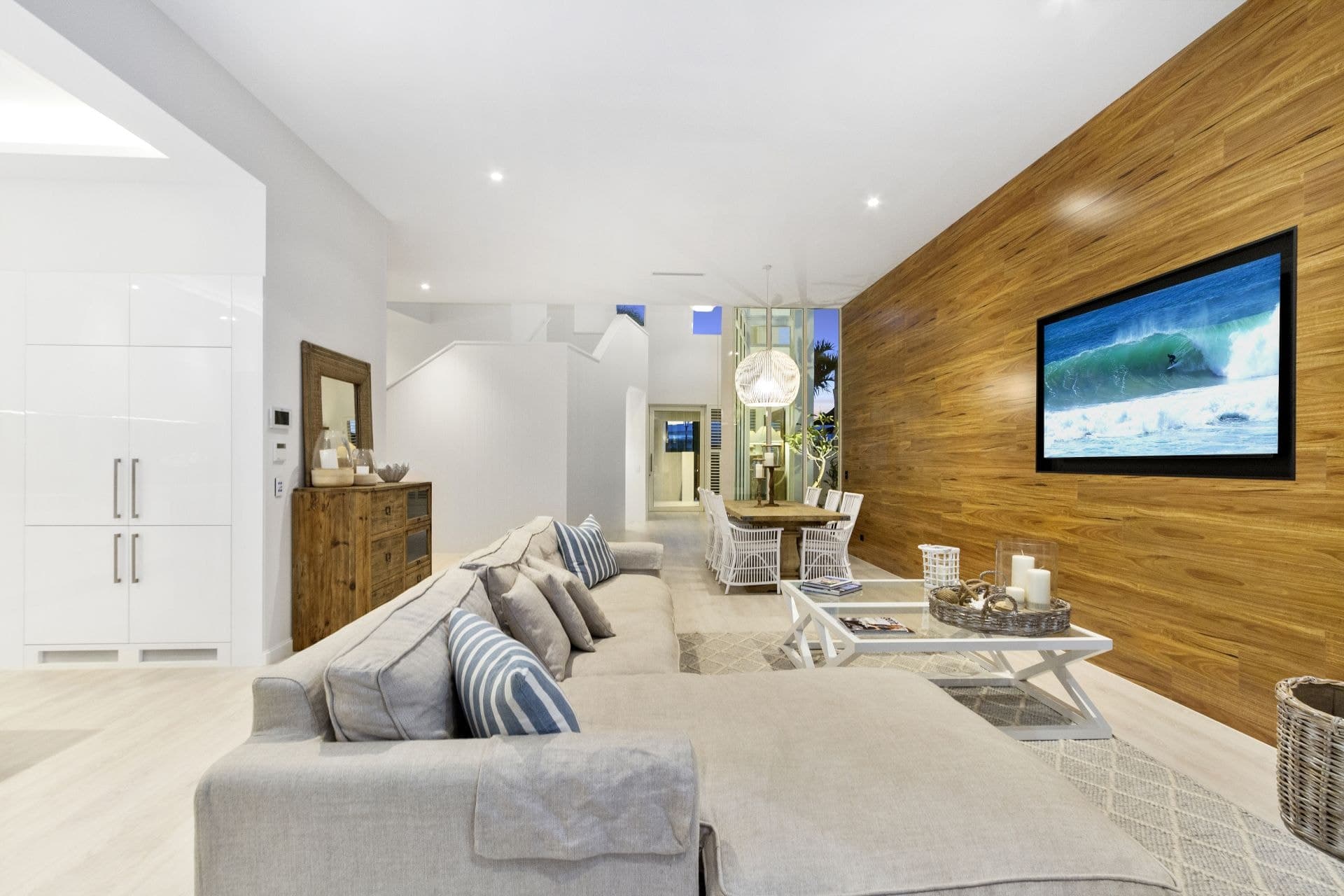 10 King Charles Drive, Sovereign Islands - Thumbnail 6