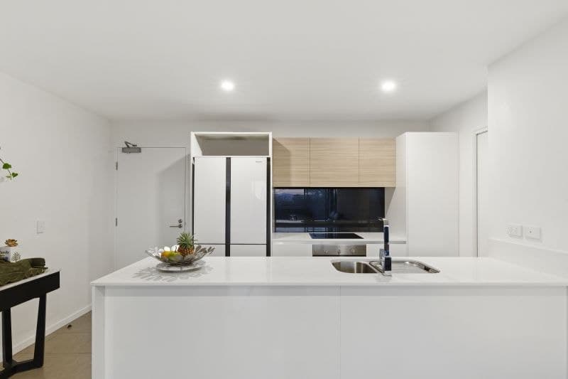2414/1-7 Waterford Court, Bundall - Thumbnail 6