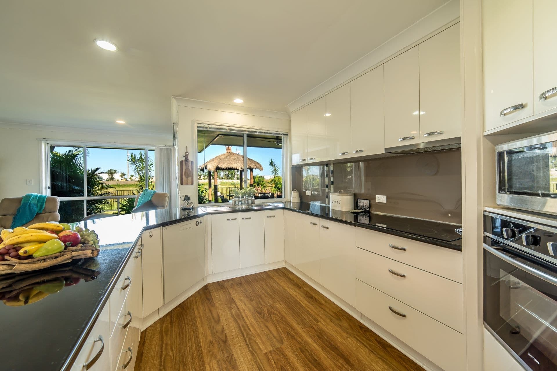 5 Ballybunyon Crescent, Hope Island - Thumbnail 5