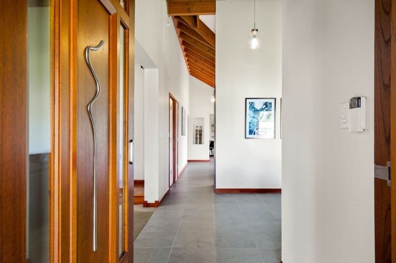 47 Horizon Avenue, Ashmore - Thumbnail 4