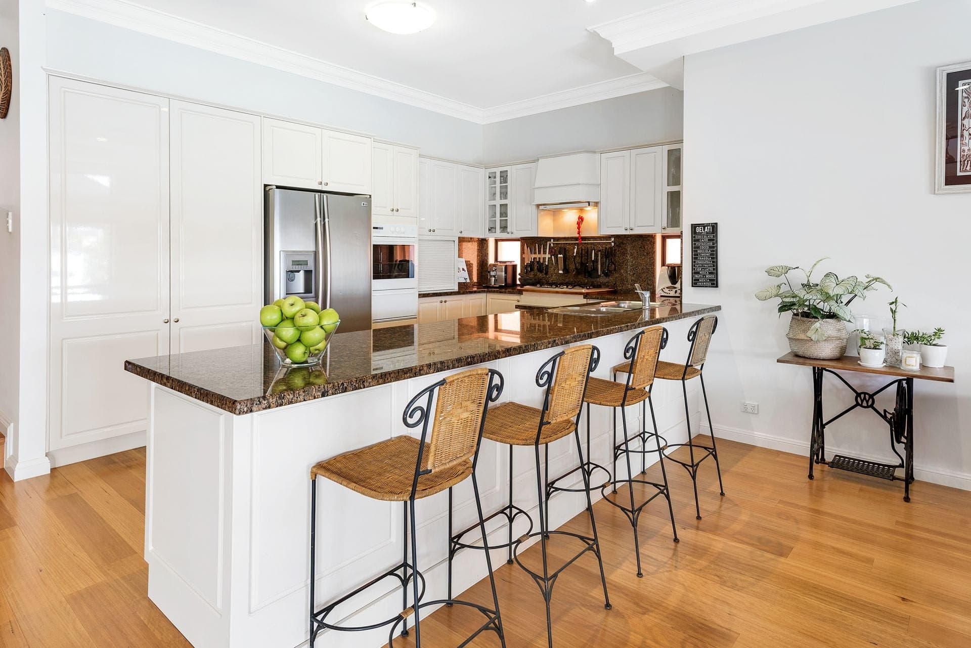 26 King Arthurs Court, Sovereign Islands - Thumbnail 8
