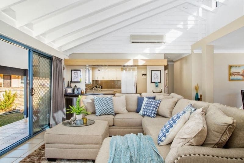 3 Aroona Avenue, Broadbeach Waters - Thumbnail 8
