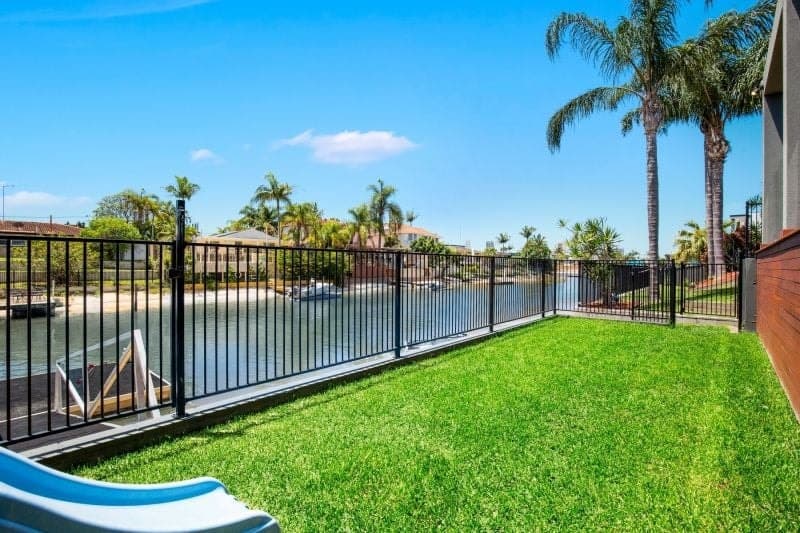 5 Alvarado Court, Broadbeach Waters - Image 1
