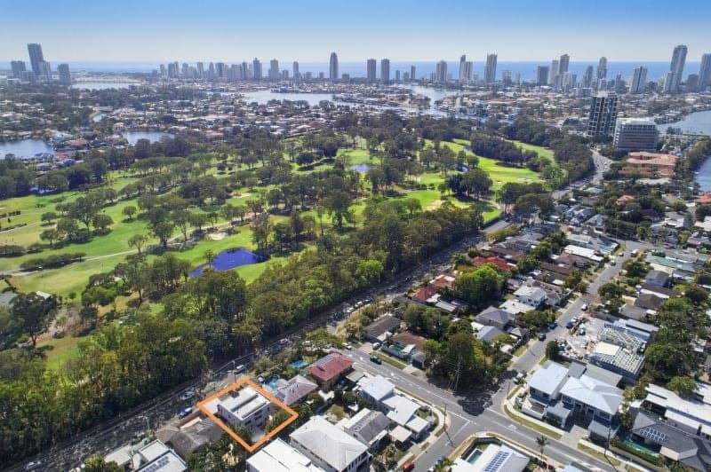 74 Slatyer Avenue, Bundall - Thumbnail 7