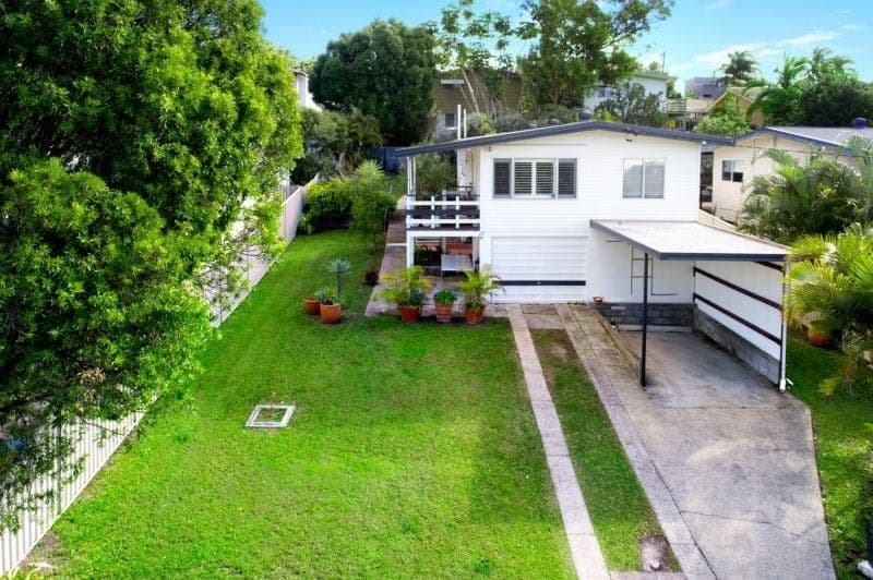 69 Melinda Street, Southport - Thumbnail 2