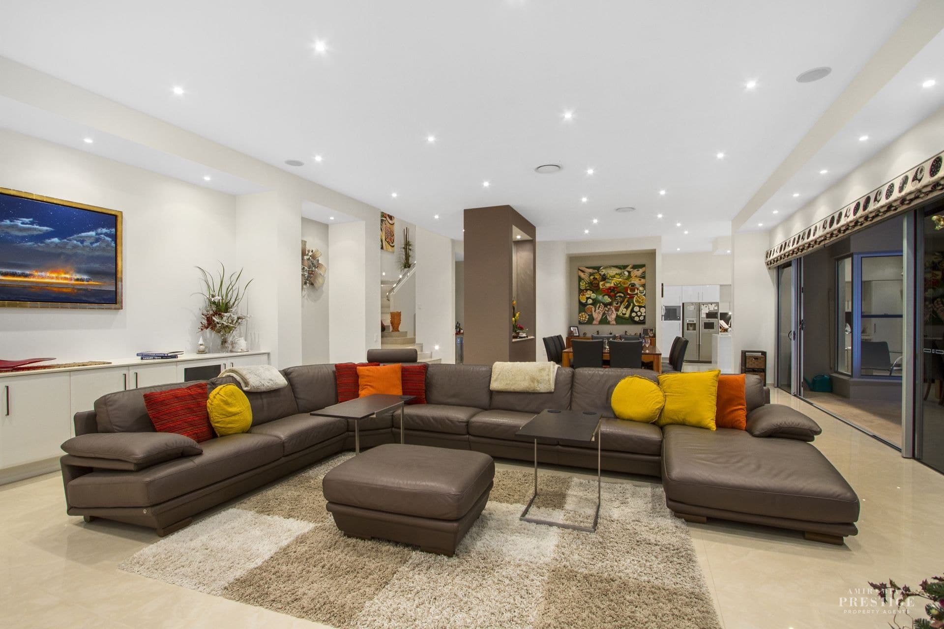 10 Knightsbridge Parade West, Sovereign Islands - Thumbnail 8